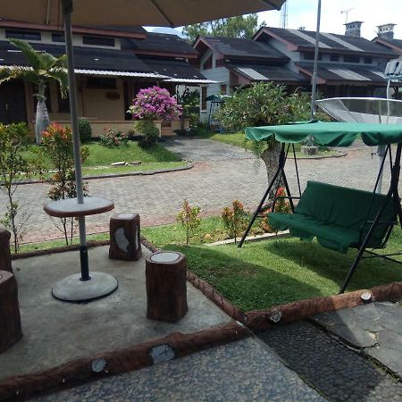 Vila Kota Bunga 5 Bedrooms Puncak Exterior foto