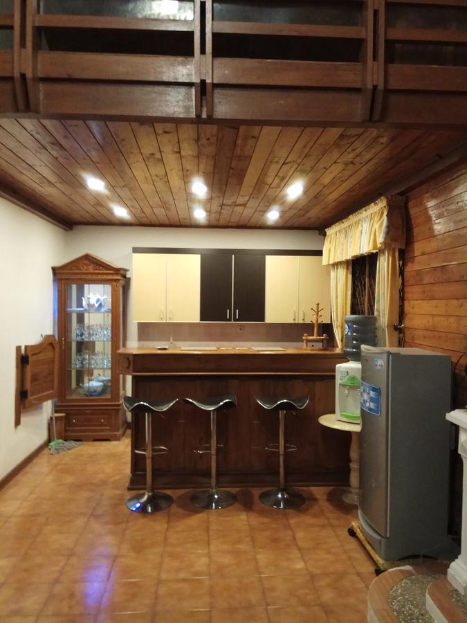 Vila Kota Bunga 5 Bedrooms Puncak Exterior foto