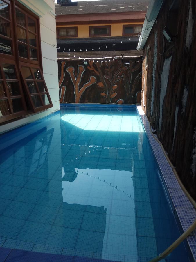 Vila Kota Bunga 5 Bedrooms Puncak Exterior foto