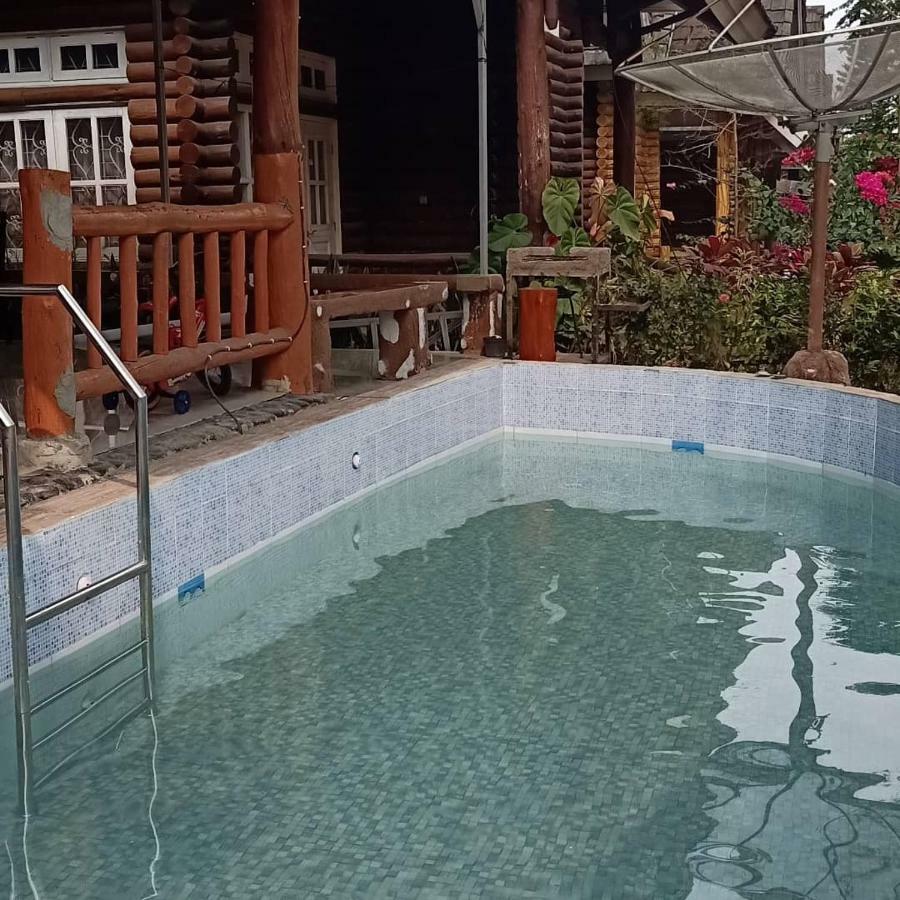 Vila Kota Bunga 5 Bedrooms Puncak Exterior foto